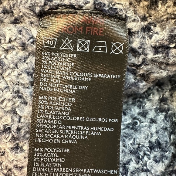 Urban Outfitter Quarter Zip Sweater - Picture 7 of 7